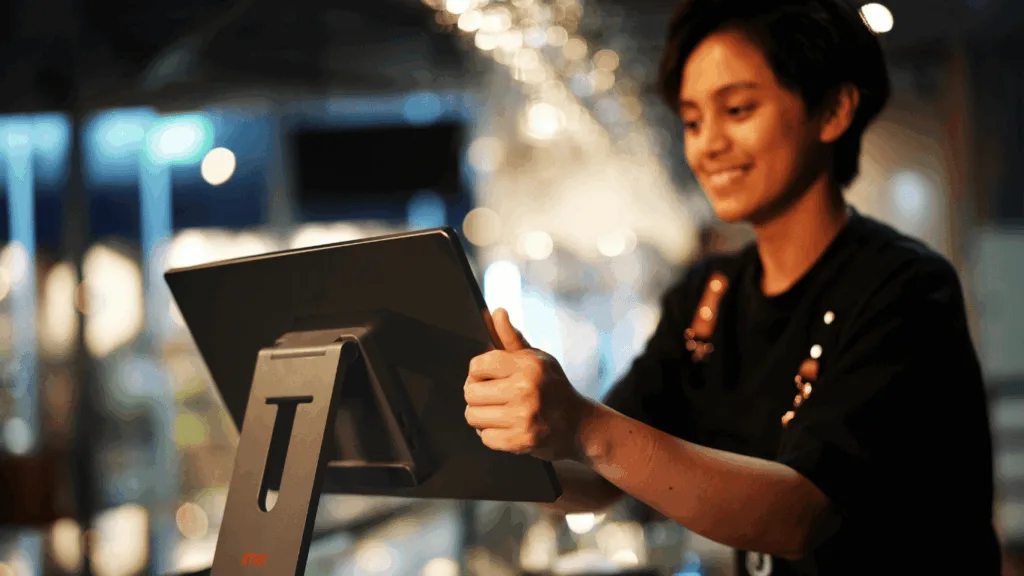 Ecommerce customer service software being used by agents